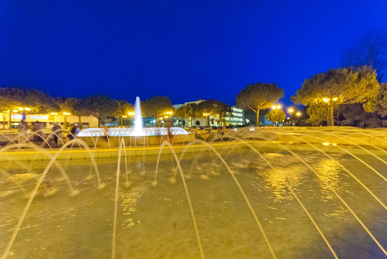 Fiori Villa Bibione Bagian luar foto